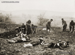Çatalca yakınlarıda ölü Bulgar askerlerinin mezarları