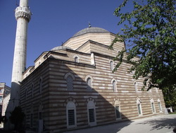 Güzelce Hasan Bey Camii
