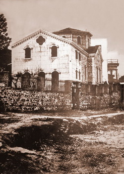 1920 yılında sahilde kilise