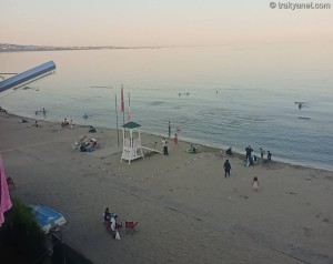 Altınova Halk Plajı