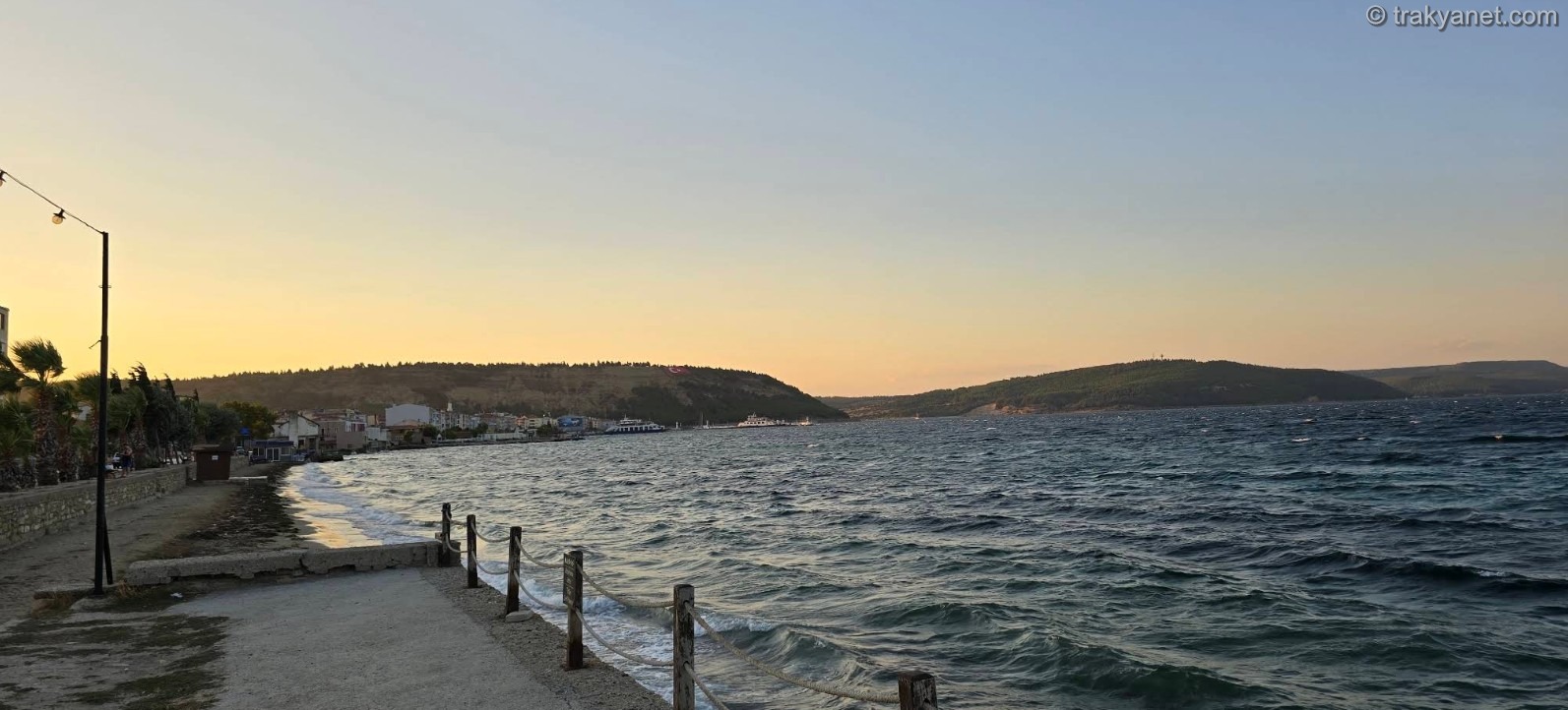 Eceabat Public Beach