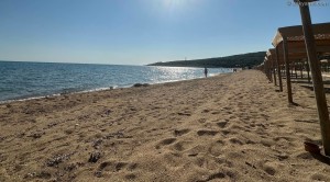 Uzunkum Beach